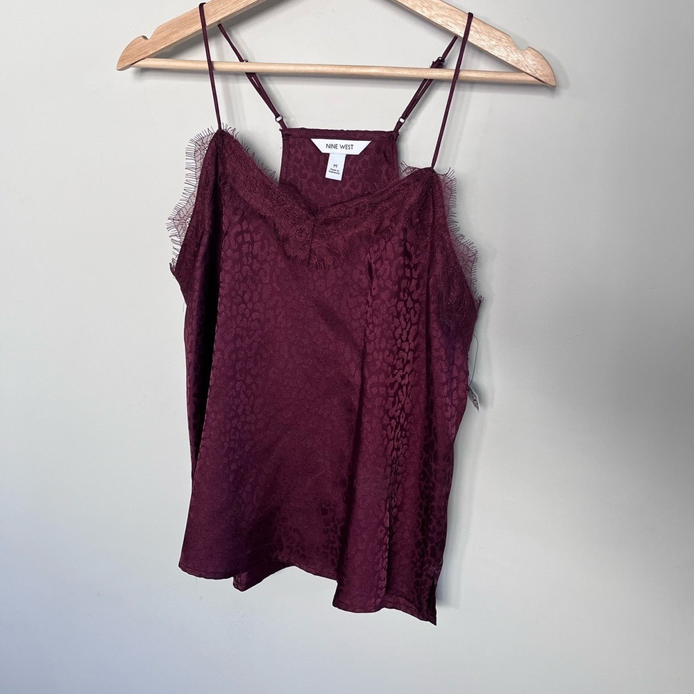 Nine West Plum‎ Satin Camisole Lace Trim Spaghetti Strap Elegant Tank Top